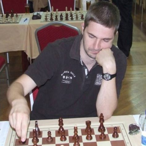 Chess Lessons Dubai | Chess Grandmaster | Alex